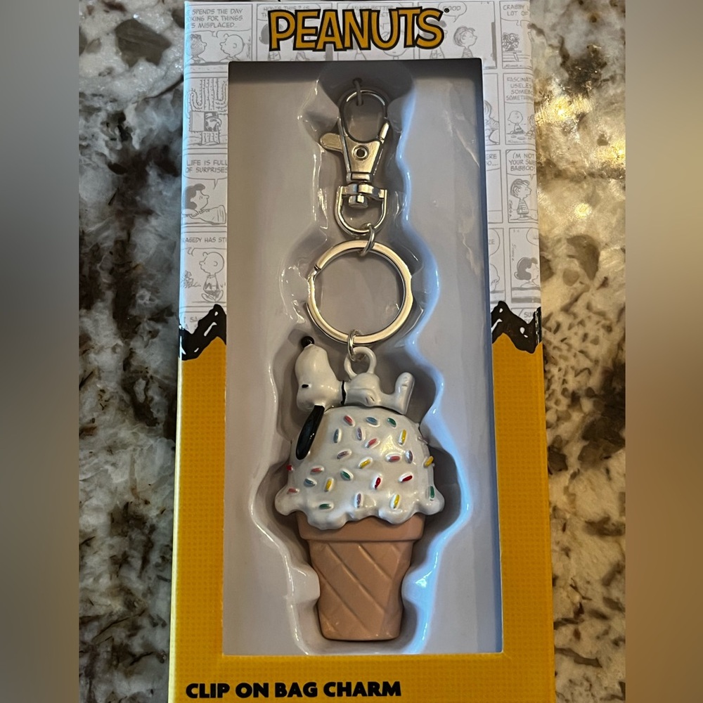 PEANUTS Snoopy Ice Cream Bag Charm